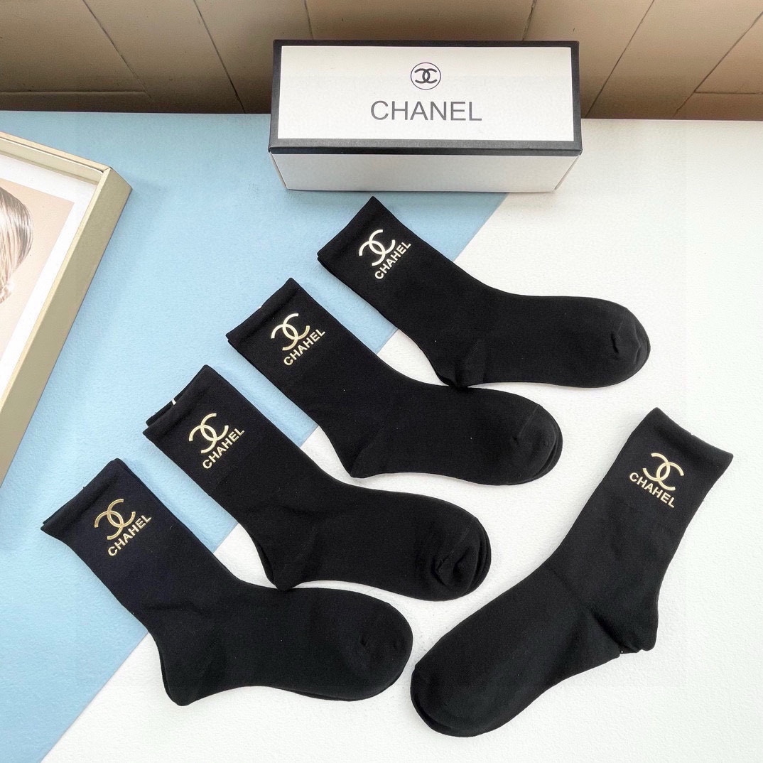 [TOP] CHANEL  Men's Socks-5 Pieces as a Set