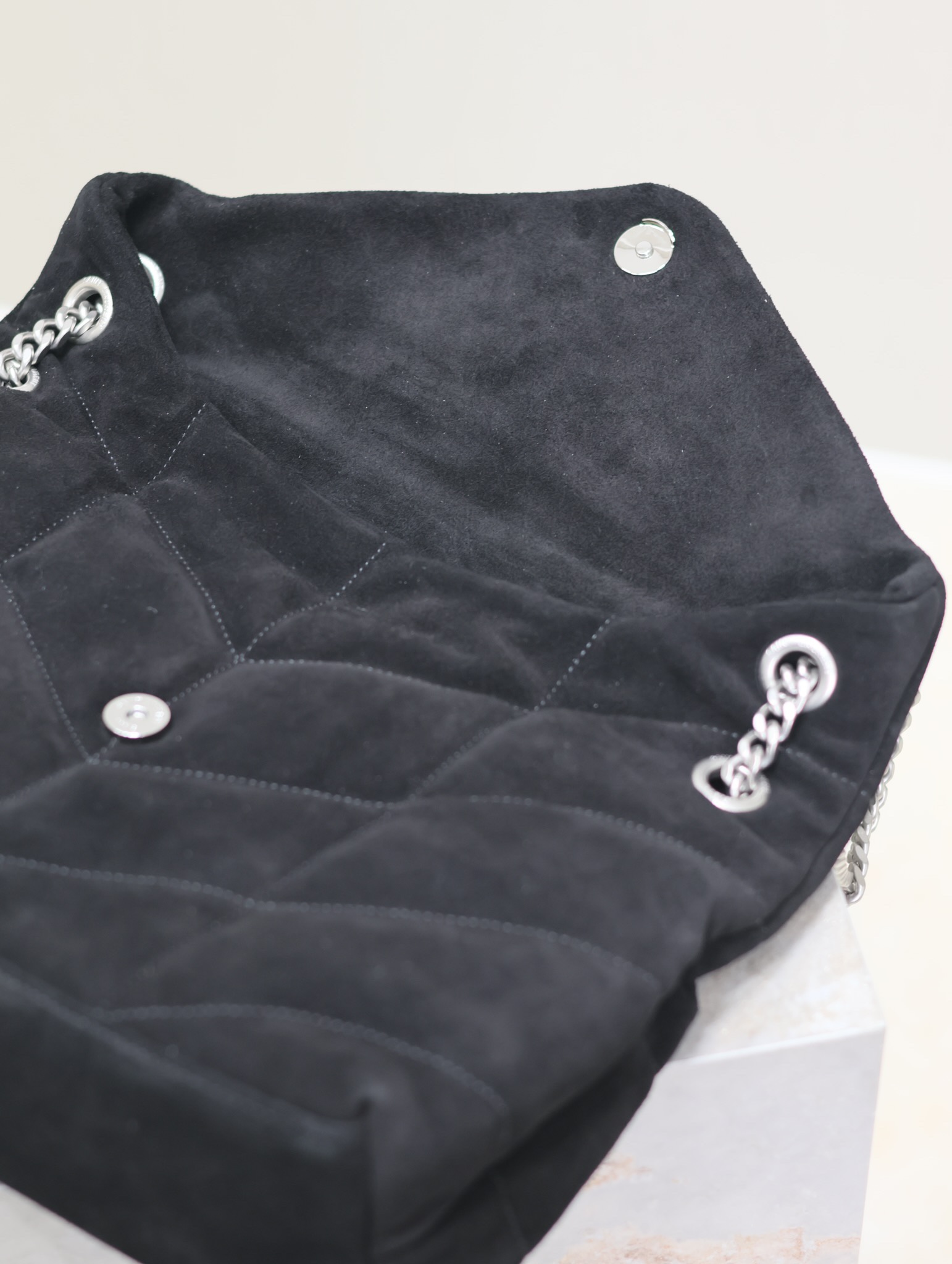 [TOP] Yves Saint Laurent YSL Puffer  Suede Shoulder Bag 29/35cm- Black&SHW