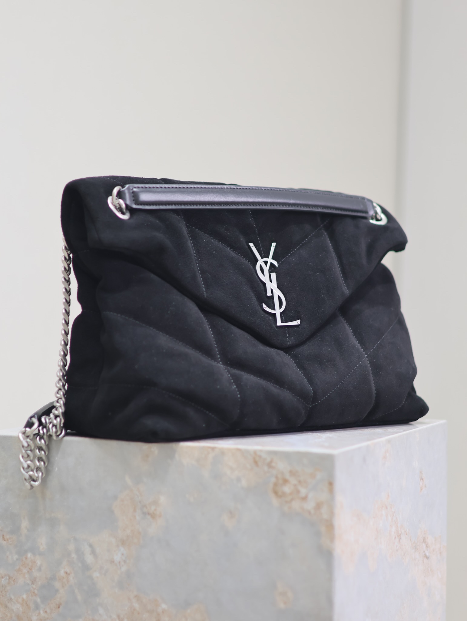[TOP] Yves Saint Laurent YSL Puffer  Suede Shoulder Bag 29/35cm- Black&SHW
