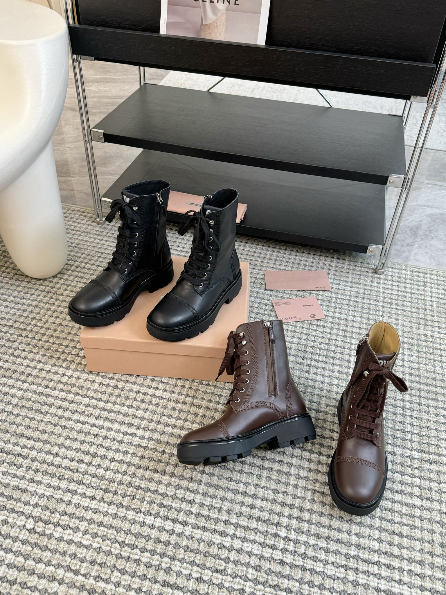 [TOP] Miu Miu Short Boots - 2 Color