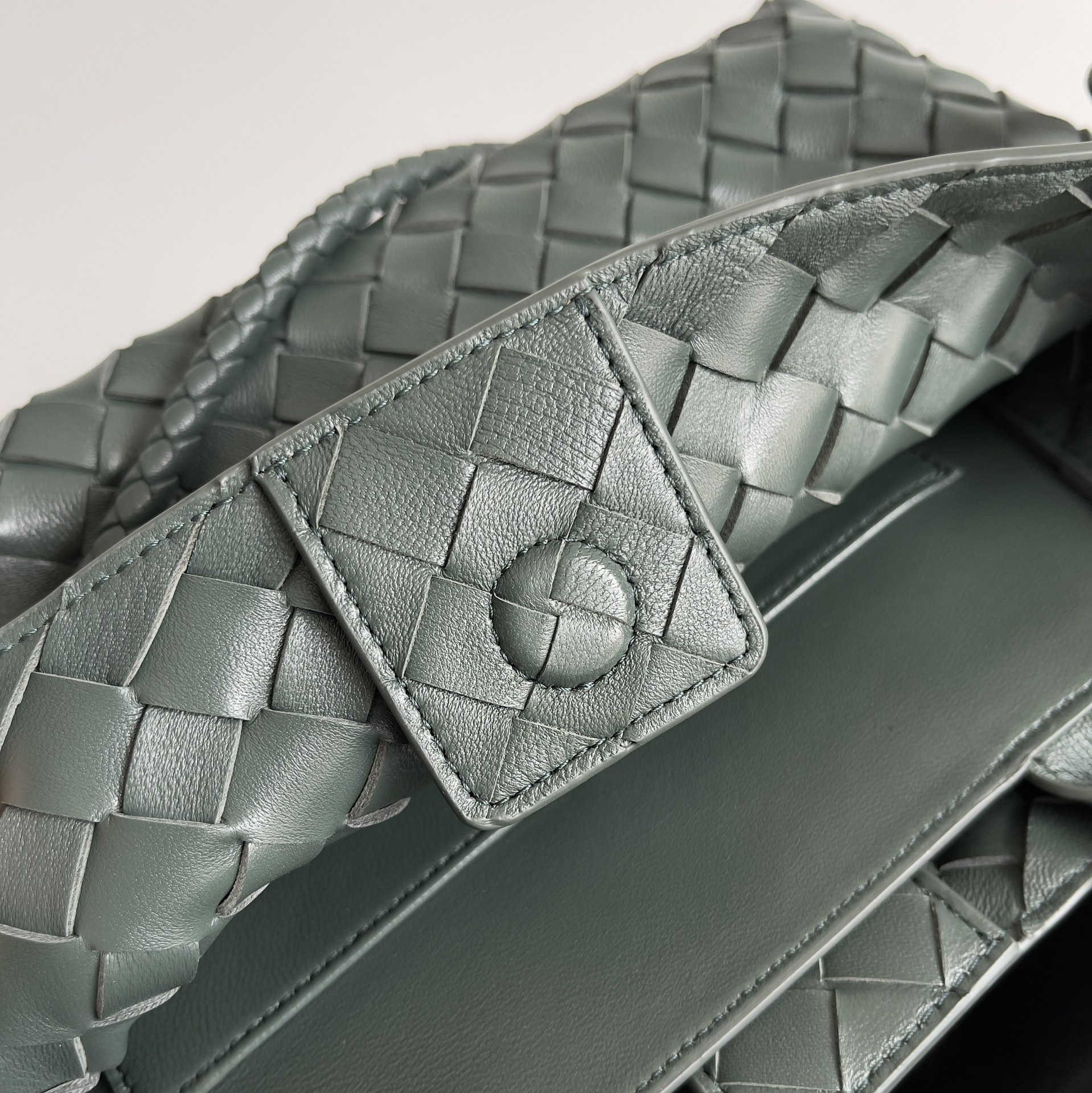 [TOP] Bottega Veneta BV Andiamo Bag 29x10x18cm - Dark Green