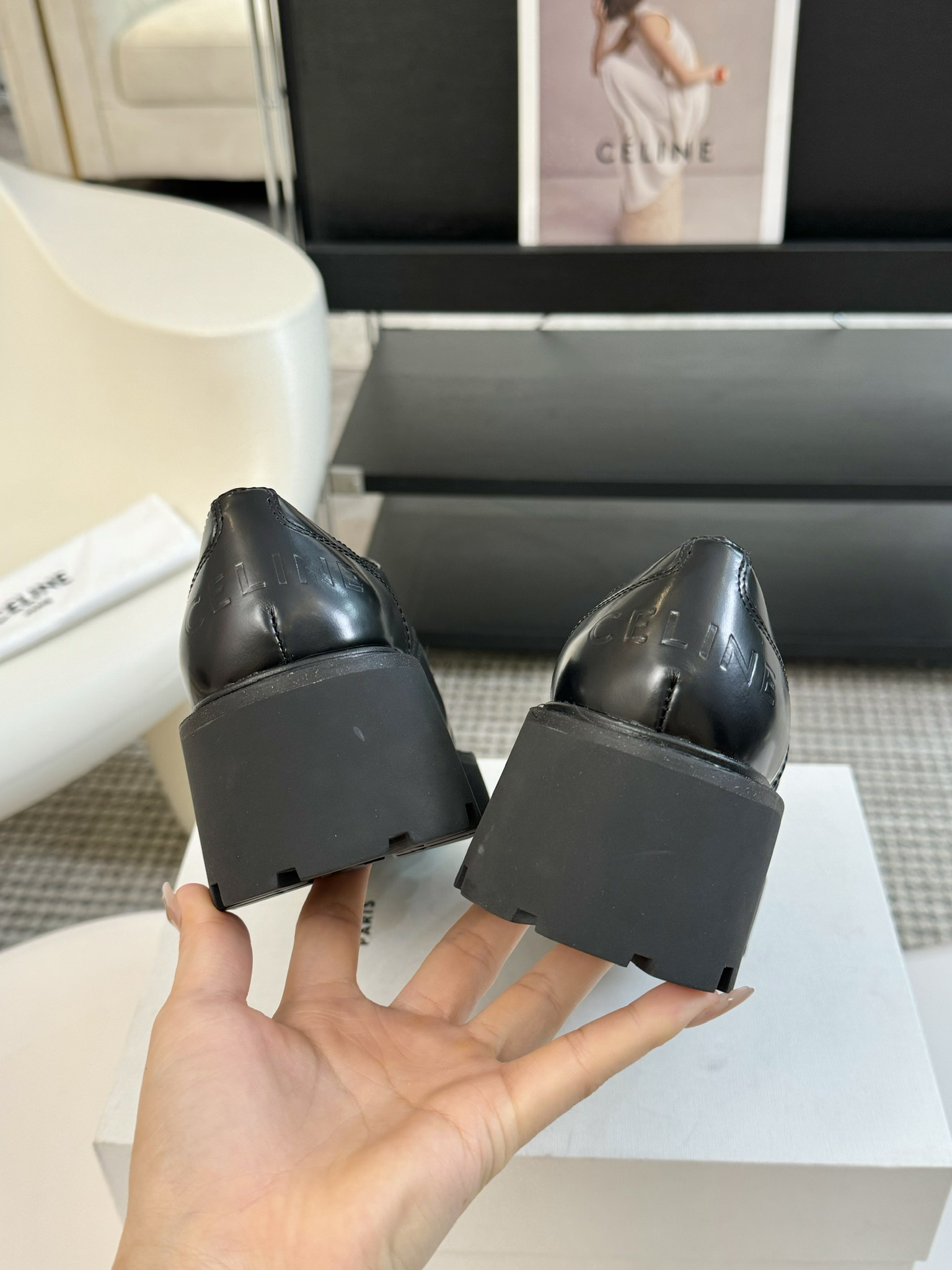 [TOP] CELINE Mary Jane Cowhide Leather Shoes - Black