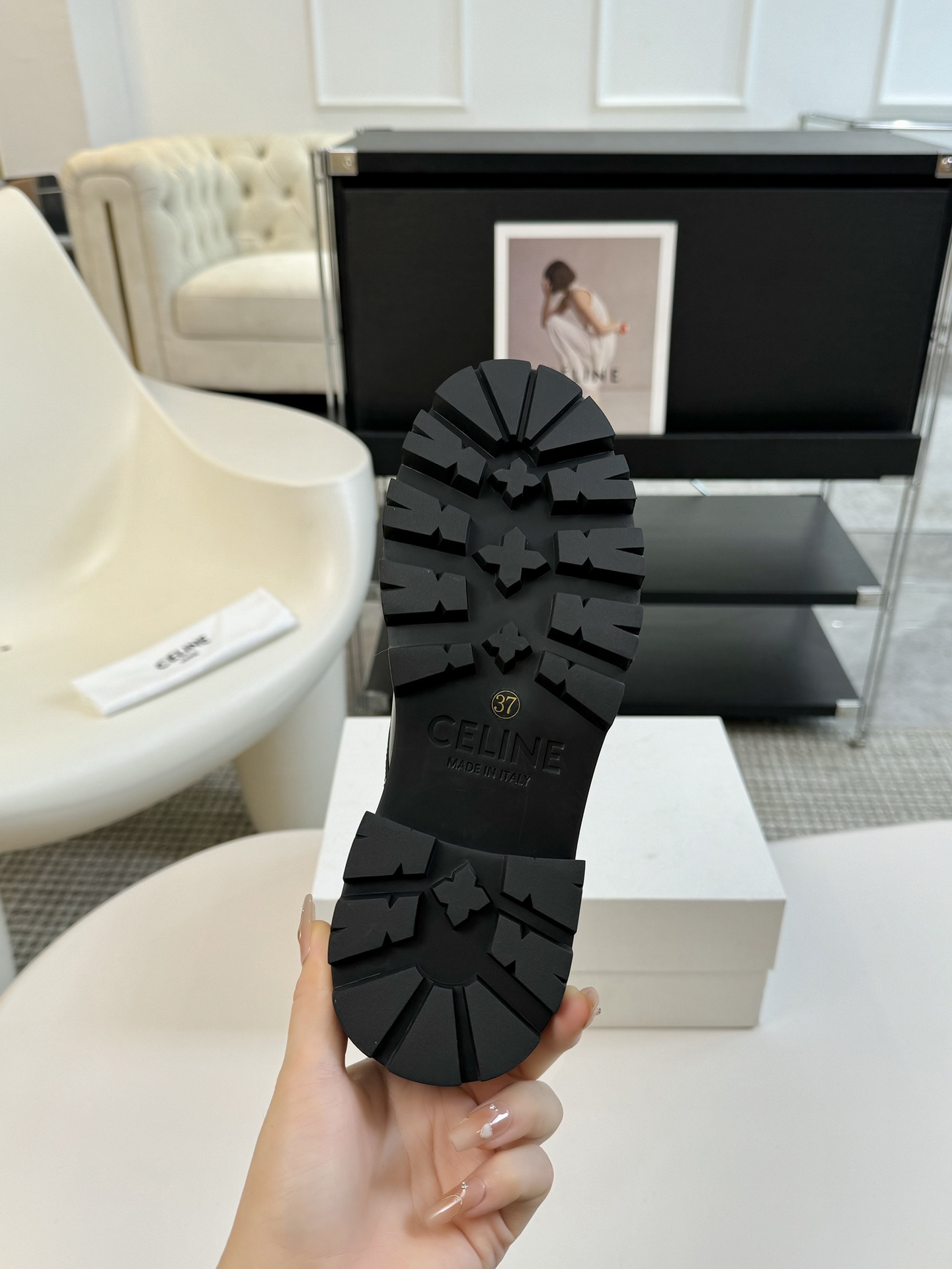 [TOP] CELINE Mary Jane Cowhide Leather Shoes - Black