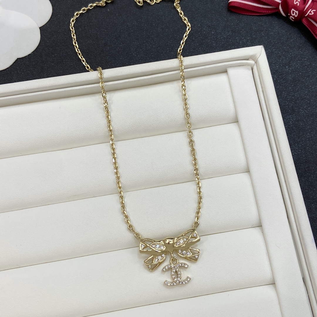 [TOP] CHANEL Bow Necklace - 2 Colour