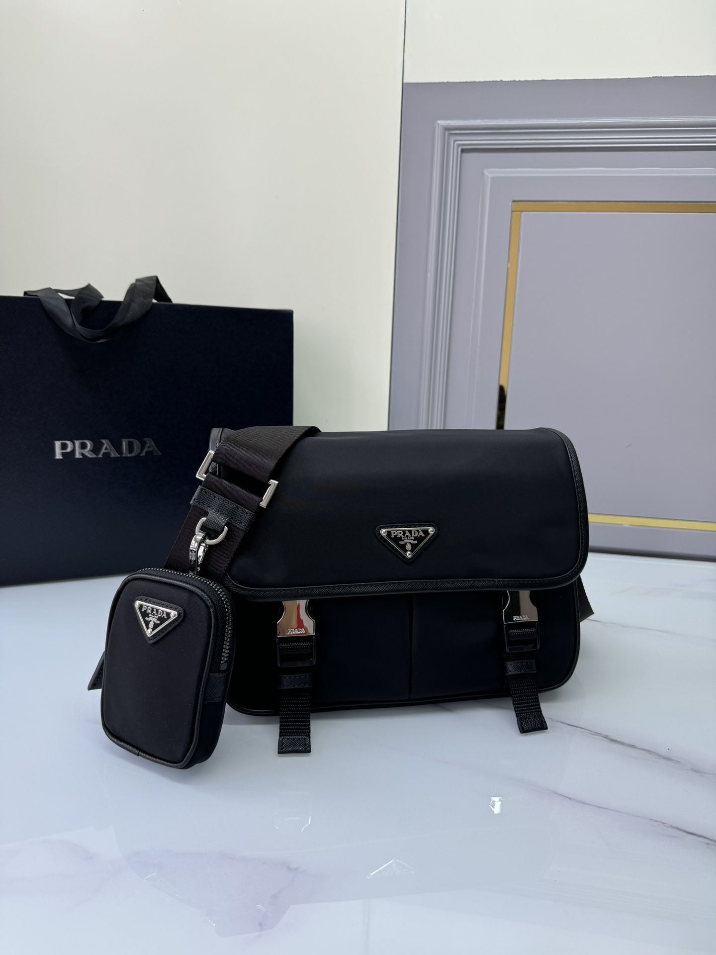 [TOP] PRADA Messenger Bag Nylon 26x20x10cm/32x24x12cm - Black