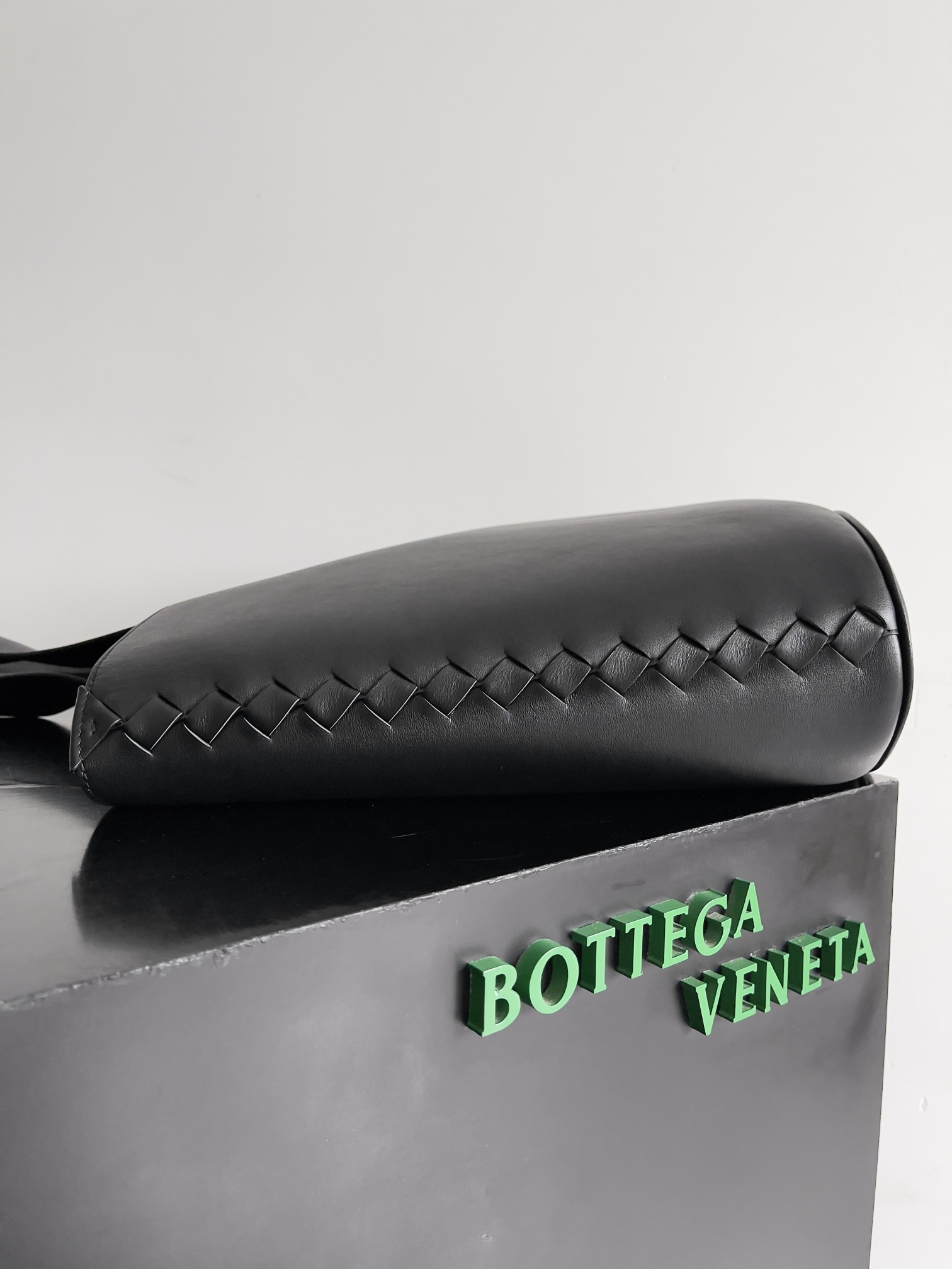 [TOP] Bottega Veneta BV Creek Tote Bag 32.5x16.5cm - Black