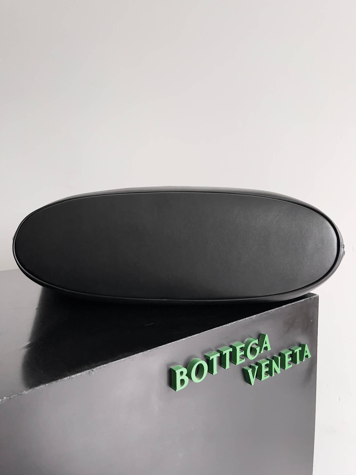 [TOP] Bottega Veneta BV Creek Tote Bag 32.5x16.5cm - Black