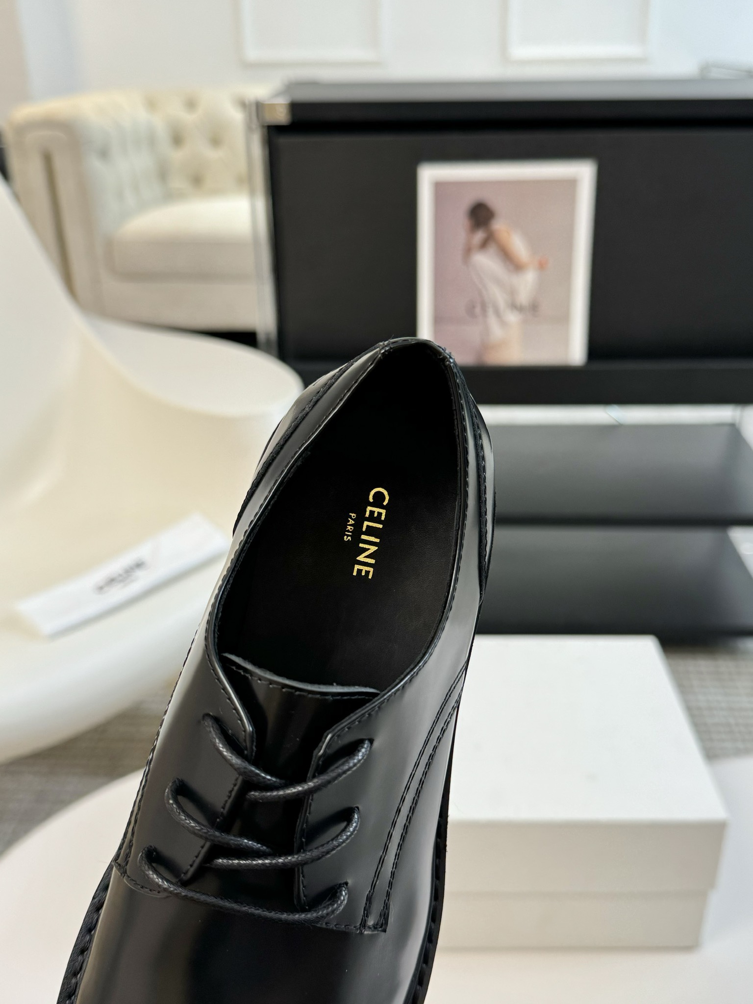 [TOP] CELINE Mary Jane Cowhide Leather Shoes - Black