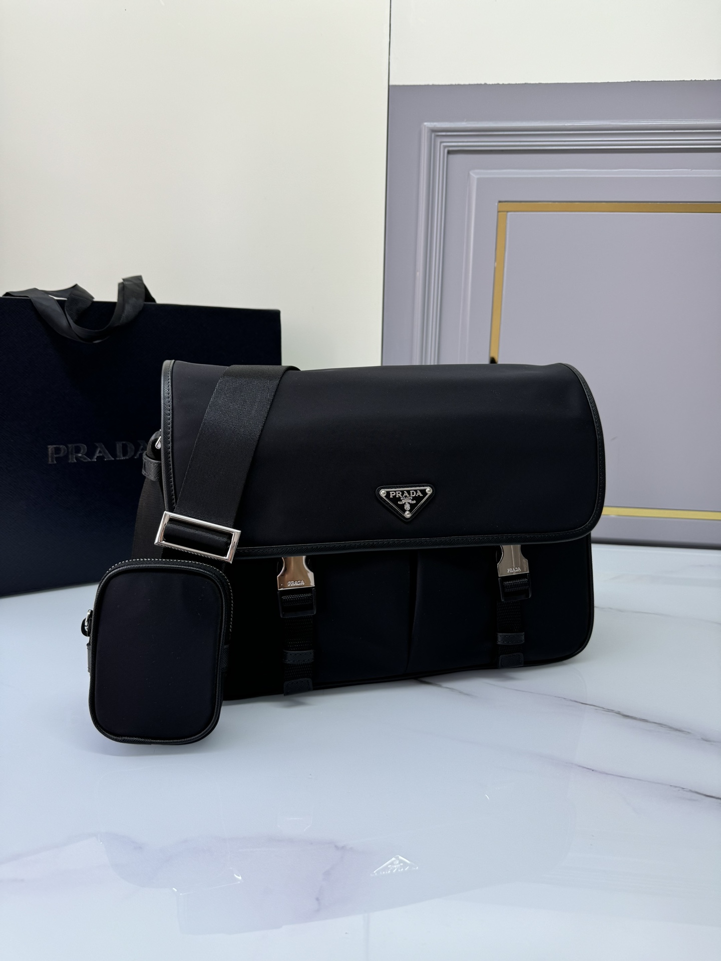 [TOP] PRADA Messenger Bag Nylon 26x20x10cm/32x24x12cm - Black