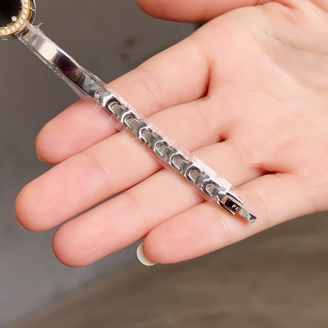 [TOP] FENDI O‘Lock Watch 17x32mm - Sliver