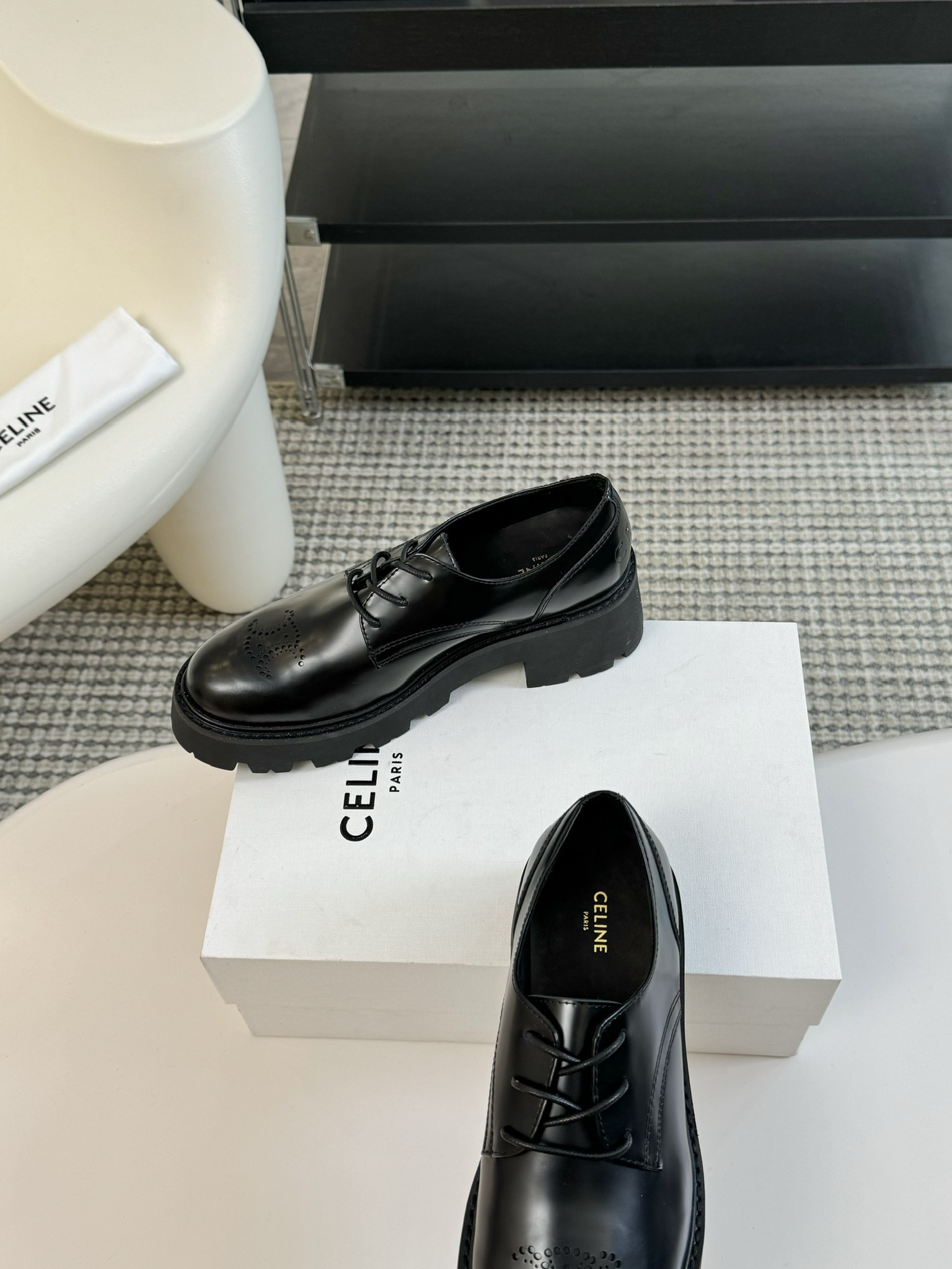 [TOP] CELINE Mary Jane Cowhide Leather Shoes - Black