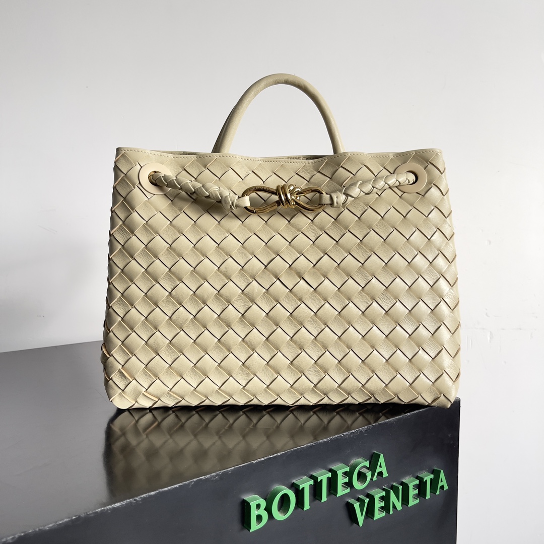 [TOP] Bottega Veneta BV Andiamo Bag 25x22x10.5cm/32x24x12cm - Beige