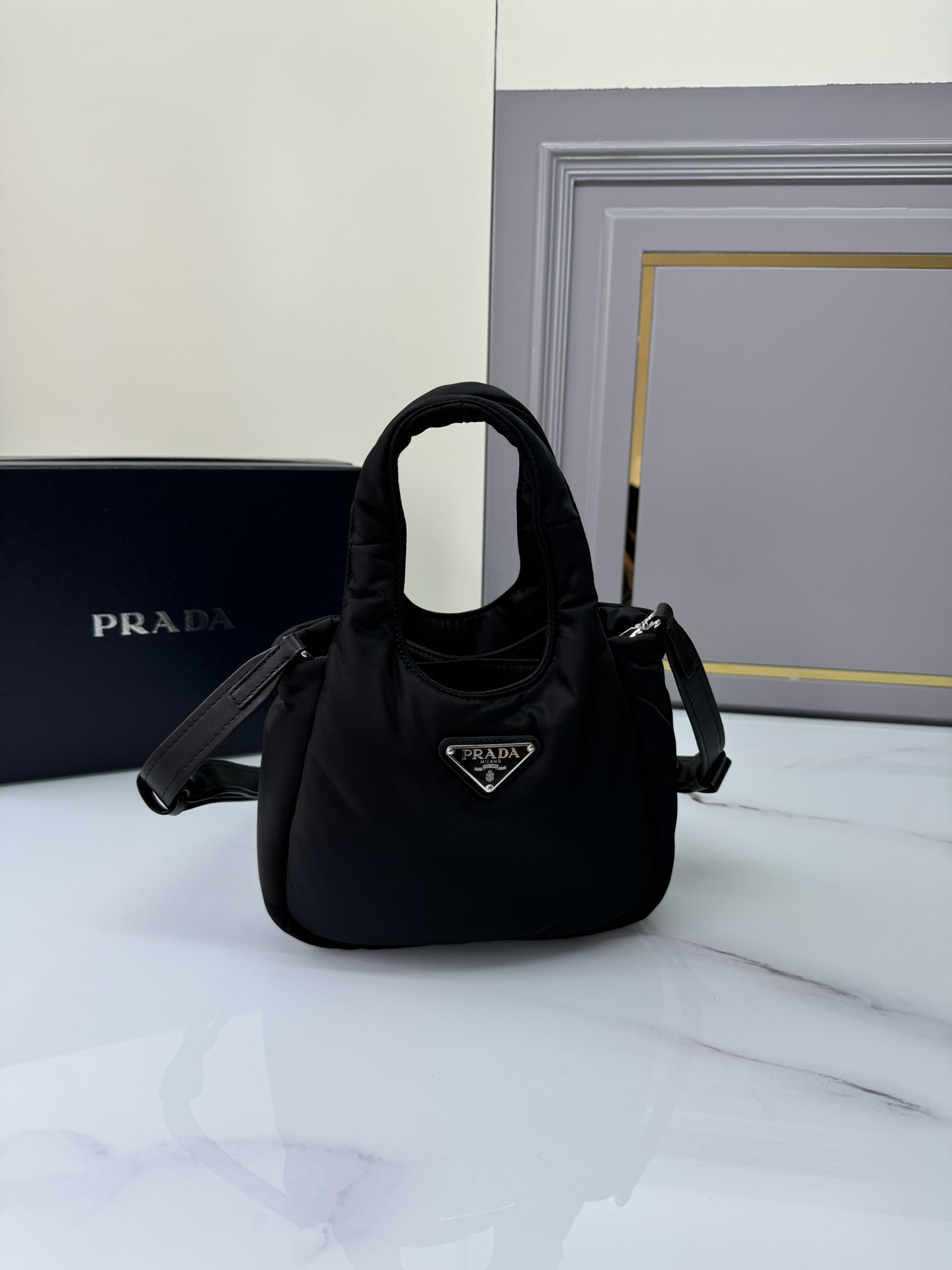 [TOP] PRADA Mini Tote bag Nylon Fabric 19x16x10cm - Black