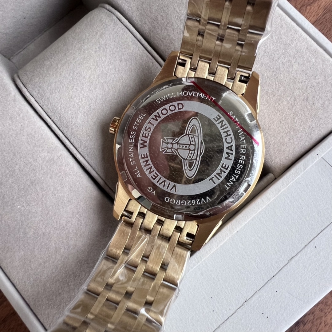 [TOP] Vivienne Westwood Watch 38MM -Gold
