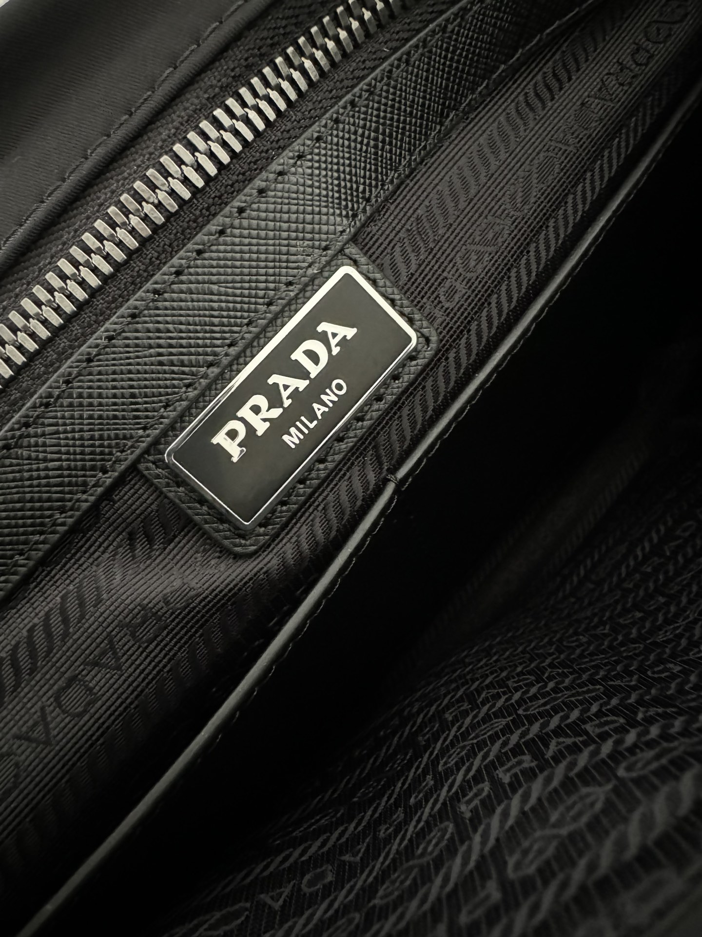 [TOP] PRADA Messenger Bag Nylon 26x20x10cm/32x24x12cm - Black