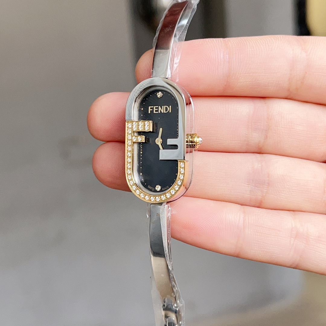 [TOP] FENDI O‘Lock Watch 17x32mm - Sliver