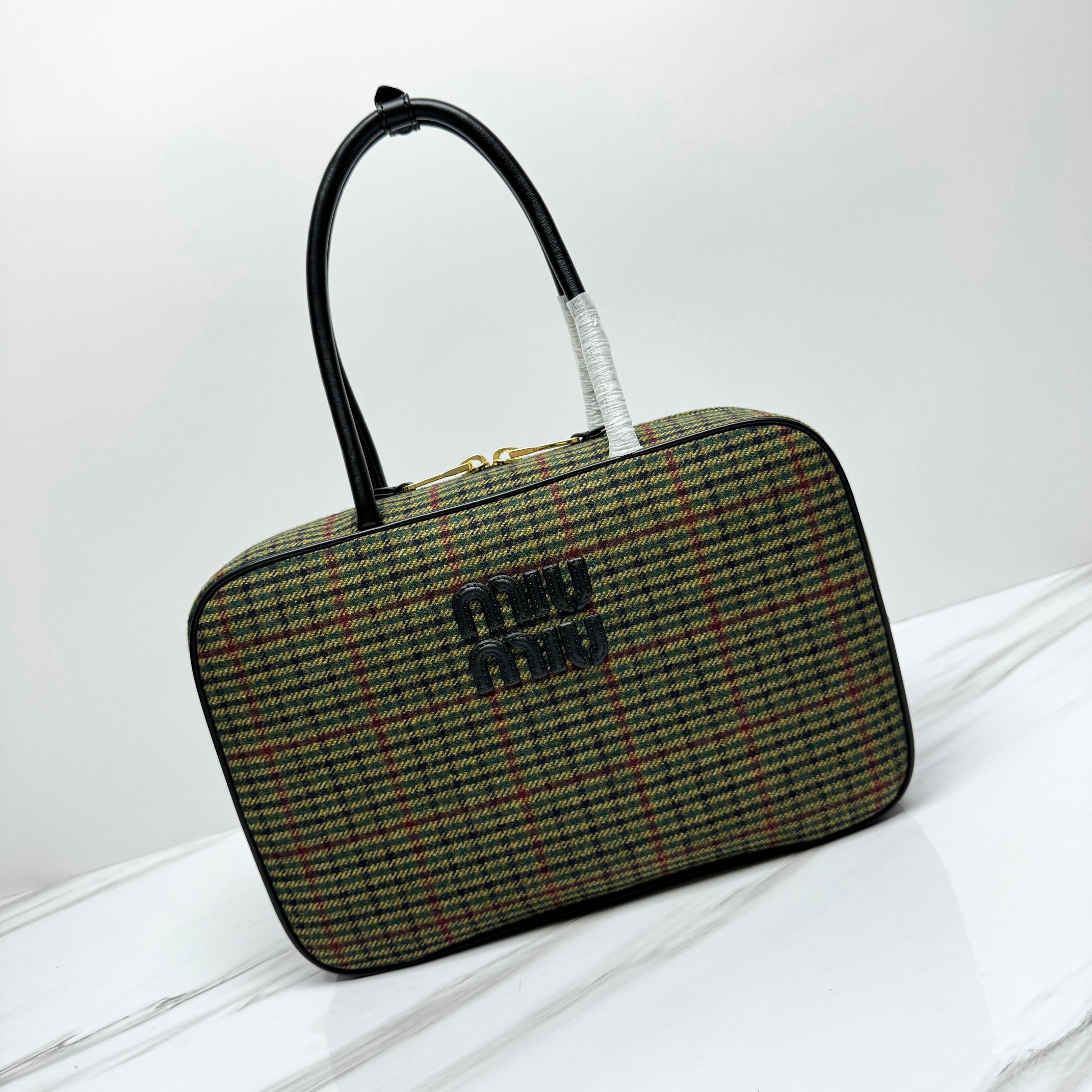 [TOP] Miu Miu Houndstooth Briefcase 35x11x23cm - 2 Color