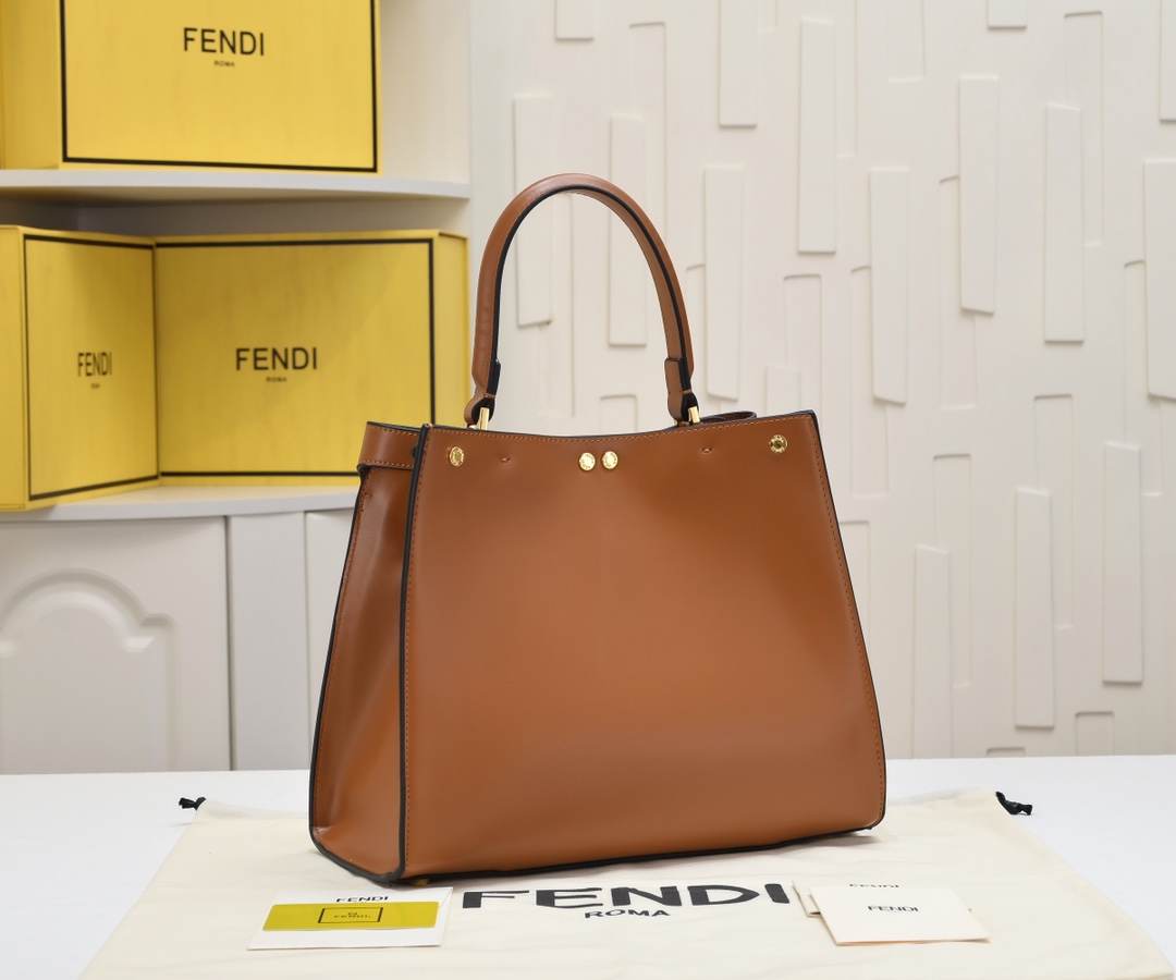[TOP] FENDI Peekaboo X-Lite Tote Bag 30cm  -Brown