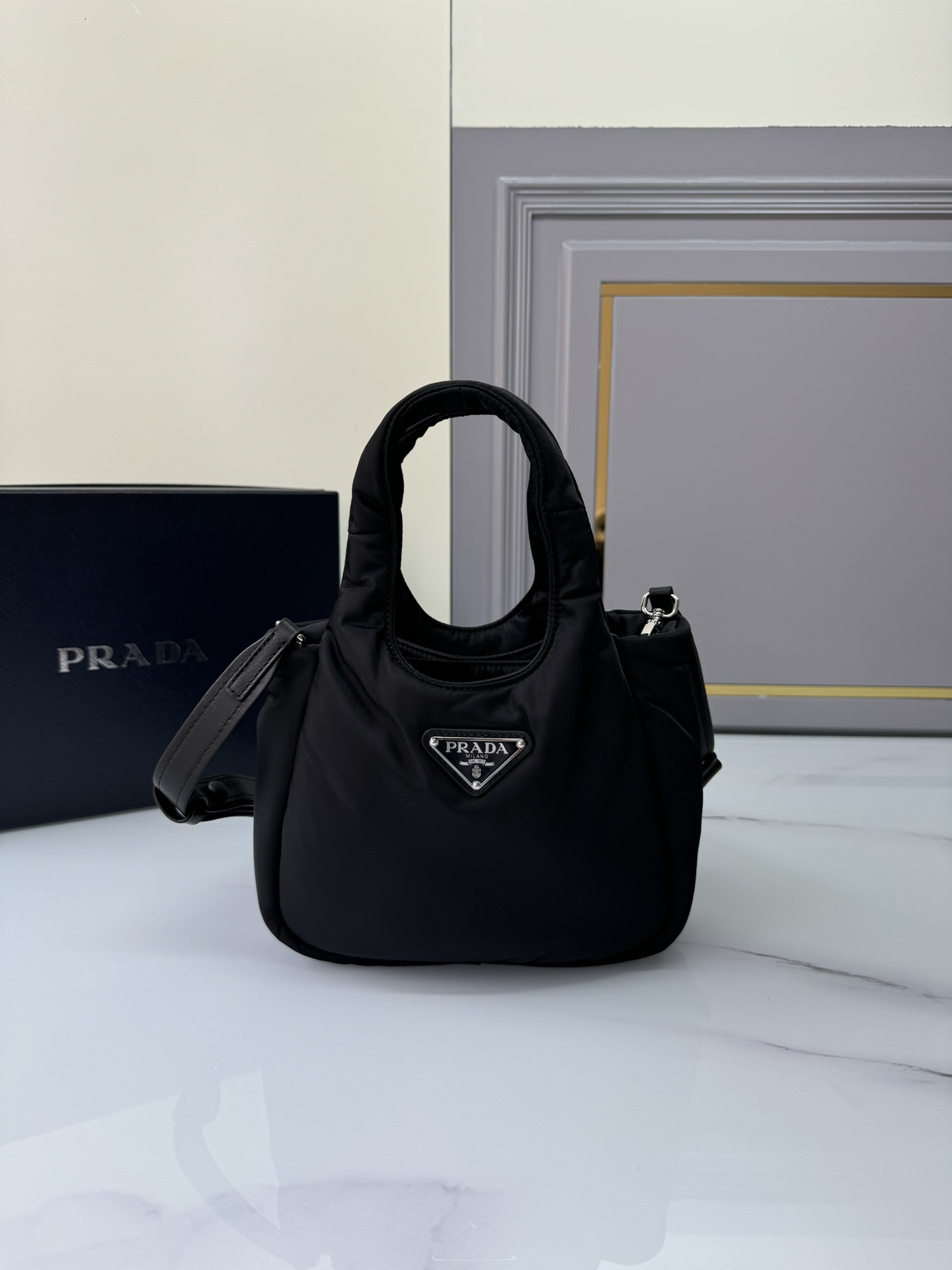 [TOP] PRADA Mini Tote bag Nylon Fabric 19x16x10cm - Black
