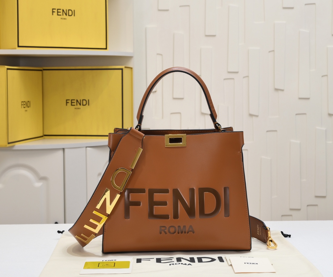 [TOP] FENDI Peekaboo X-Lite Tote Bag 30cm  -Brown