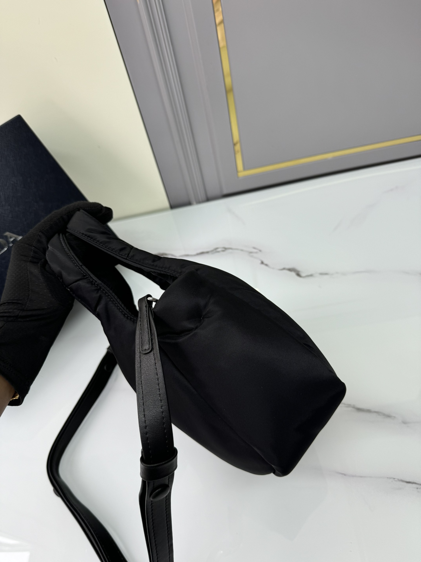 [TOP] PRADA Mini Tote bag Nylon Fabric 19x16x10cm - Black