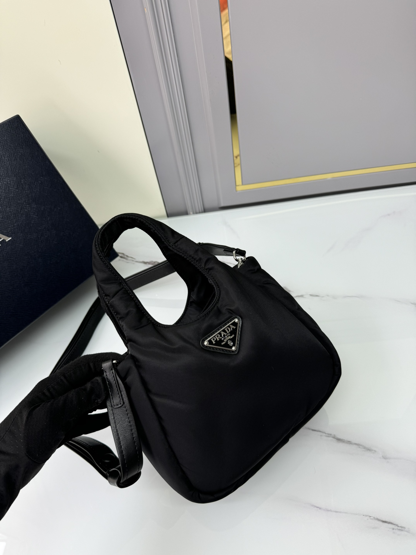 [TOP] PRADA Mini Tote bag Nylon Fabric 19x16x10cm - Black