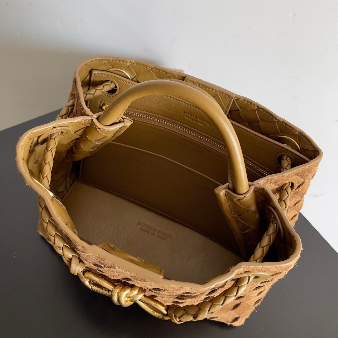 [TOP] Bottega Veneta BV Andiamo Bag Suede Leather 25 x 22 x 10.5 cm - Brown