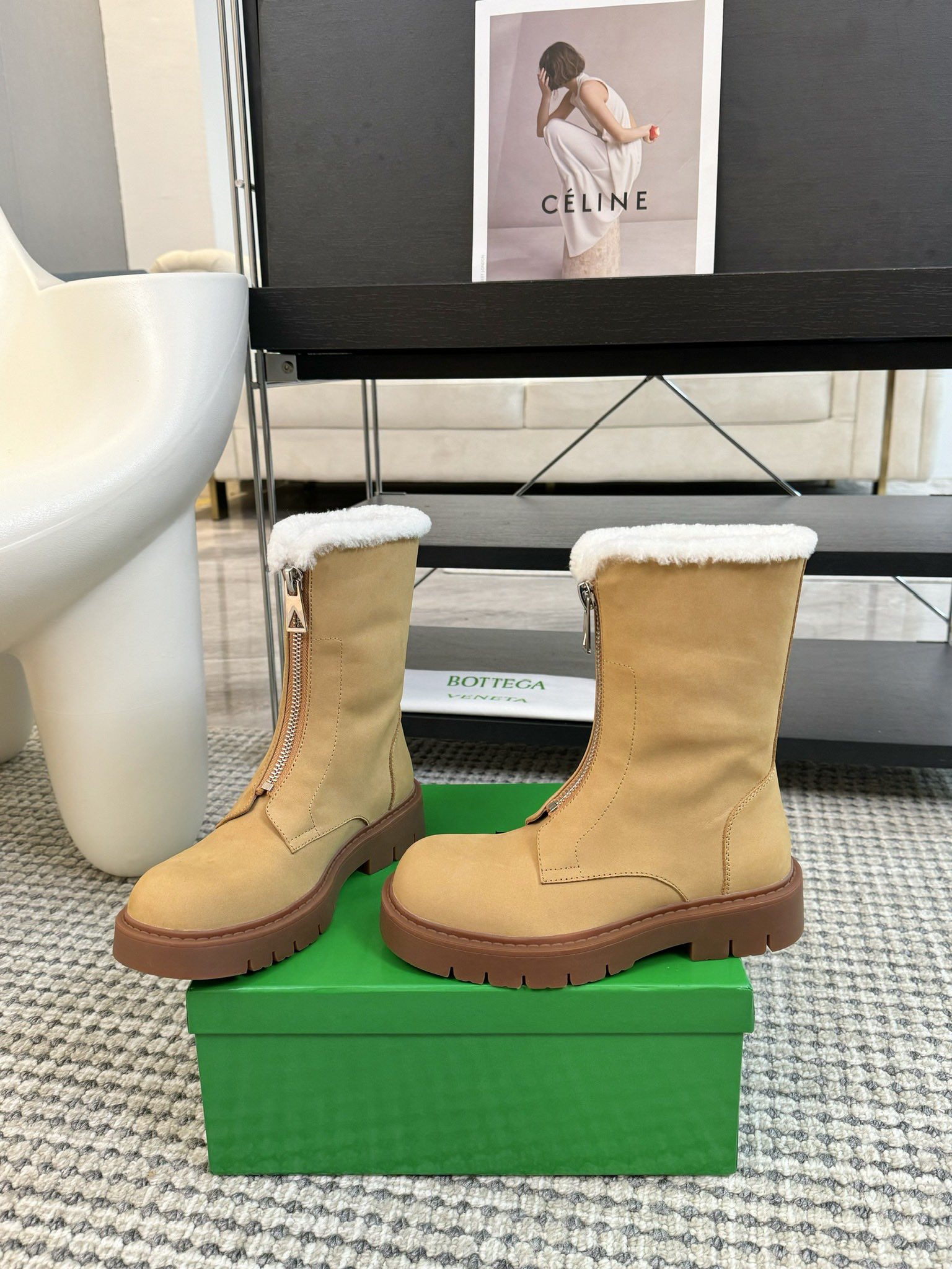 [TOP] Bottega Veneta BV Cowhide Boots - Khaki