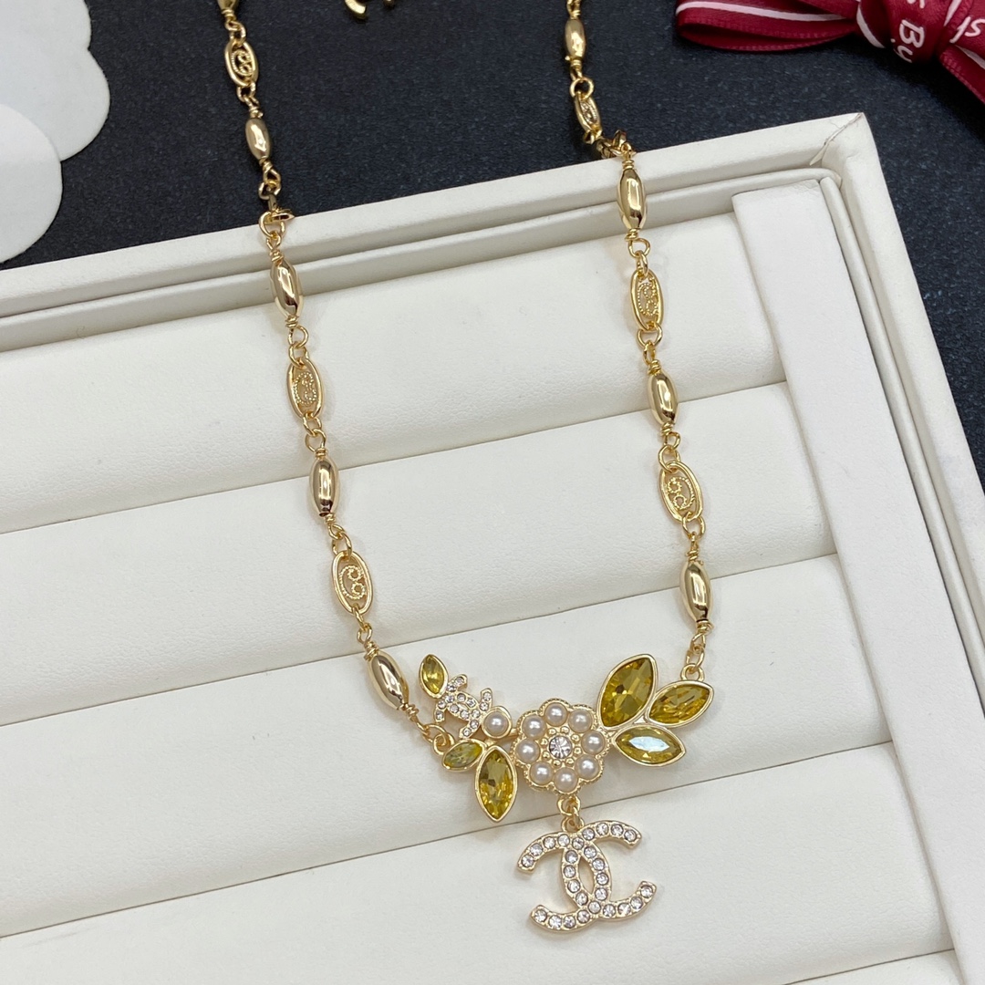 [TOP] CHANEL Necklace - Gold