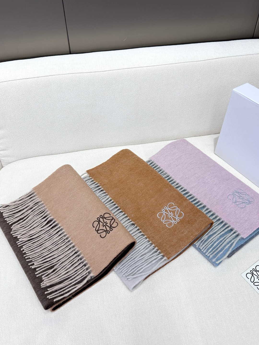 [TOP] LOEWE Gradient Color Scarf 36x210cm - 3 Color