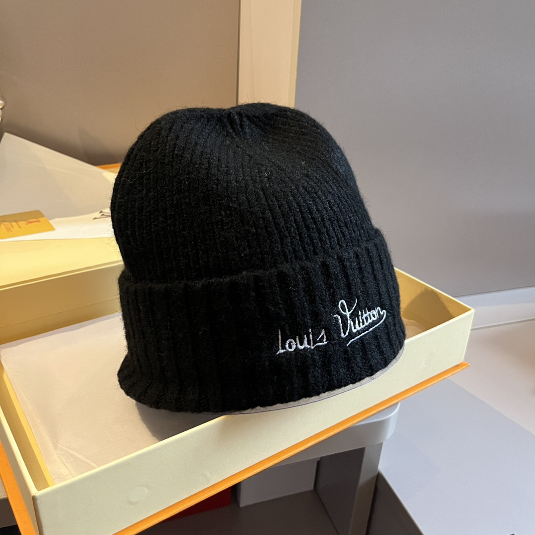 [TOP] Louis Vuitton LV Knitted Wool Hat - 4 Color