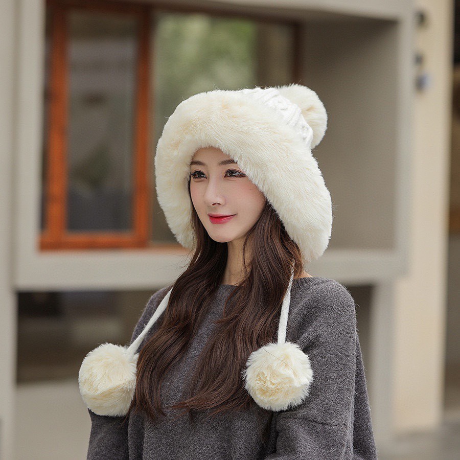 [TOP] CHANEL Plush Hat with Fur Ball - 3 Colour