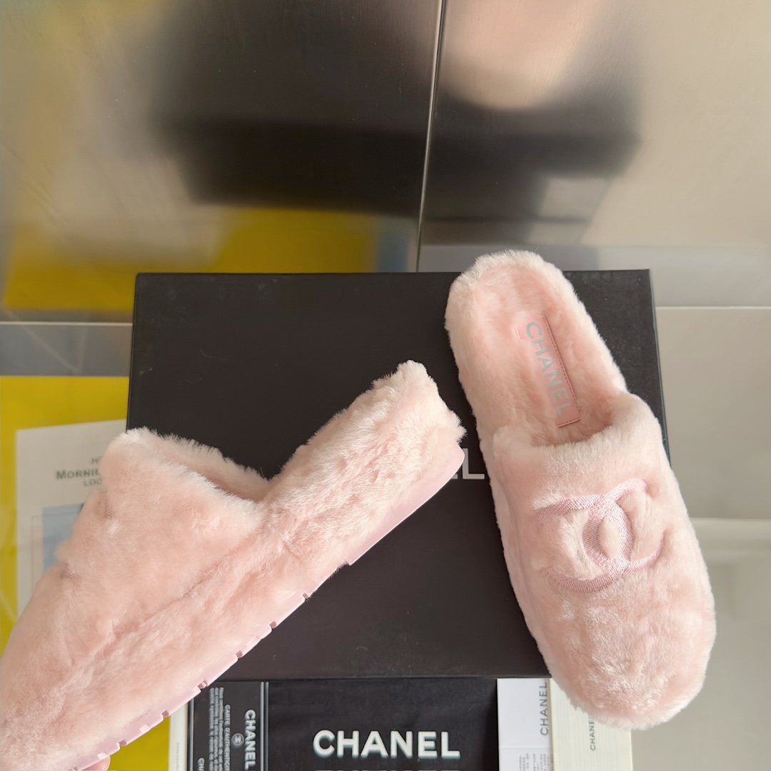 [TOP] CHANEL CC Thick-soled Furry Slippers - 4 Color