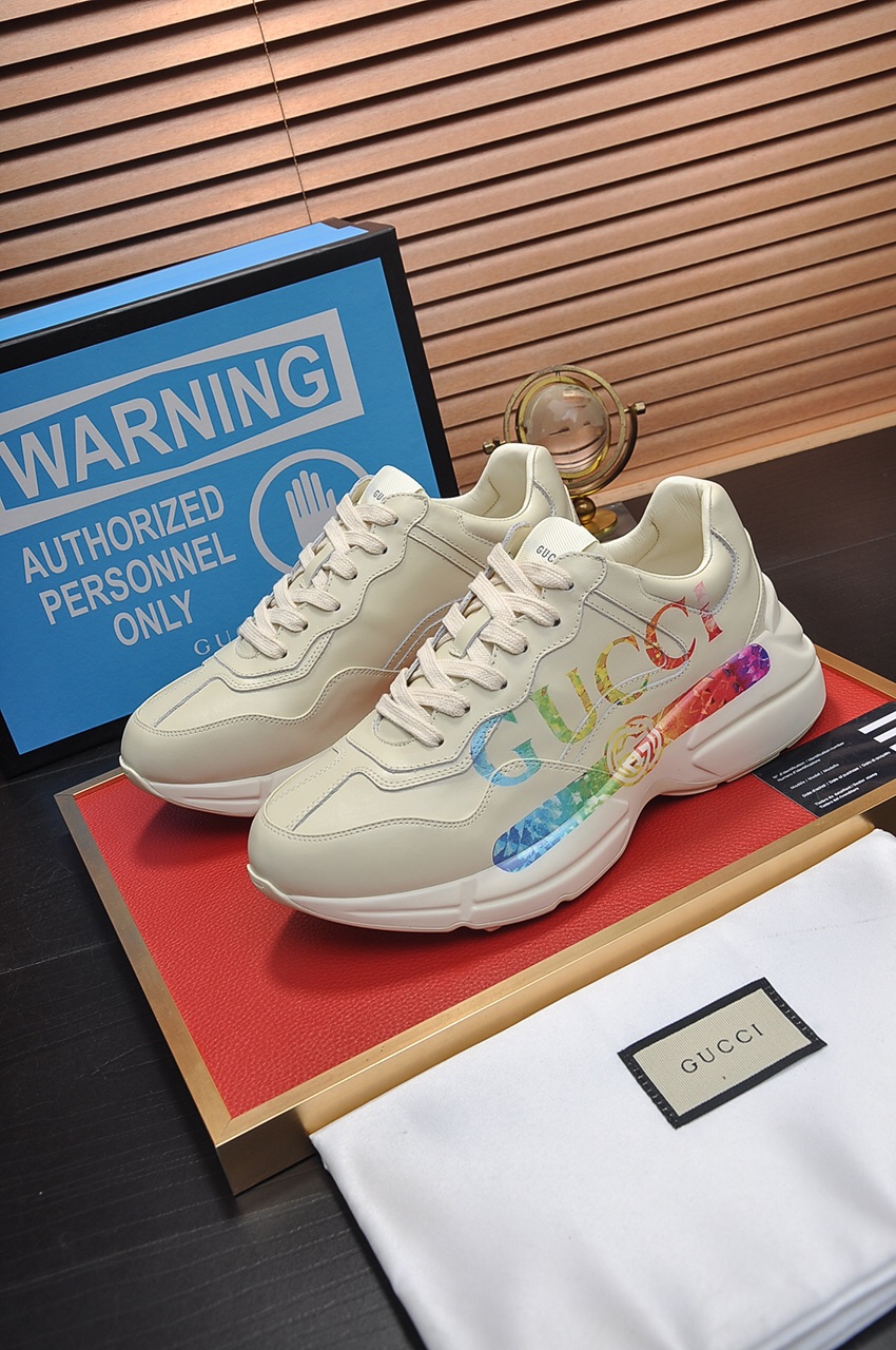 [TOP] GUCCI  SNEAKER-White