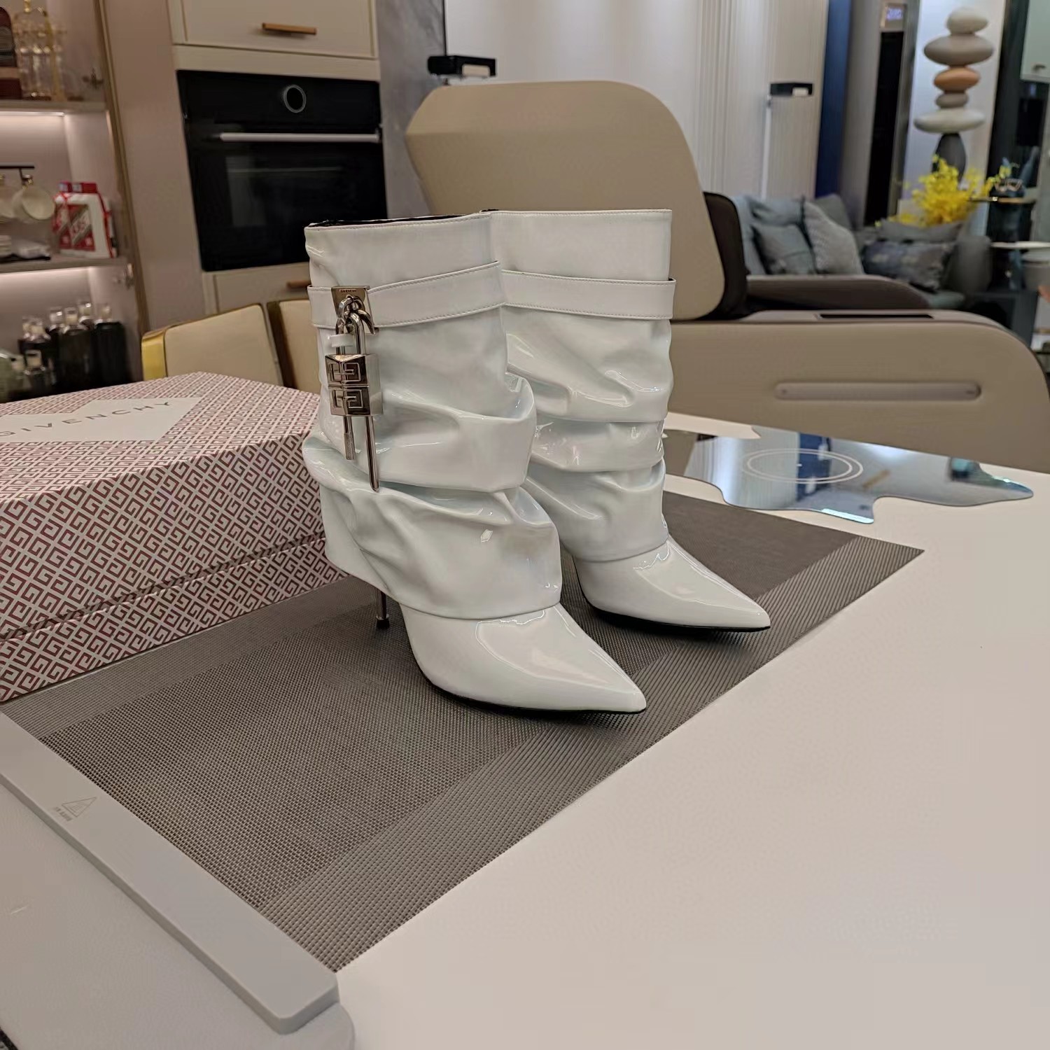 [TOP] GIVENCHY  Shark Lock Stiletto Ankle Boots - 3 Colors