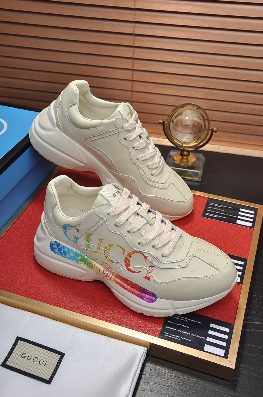 [TOP] GUCCI  SNEAKER-White