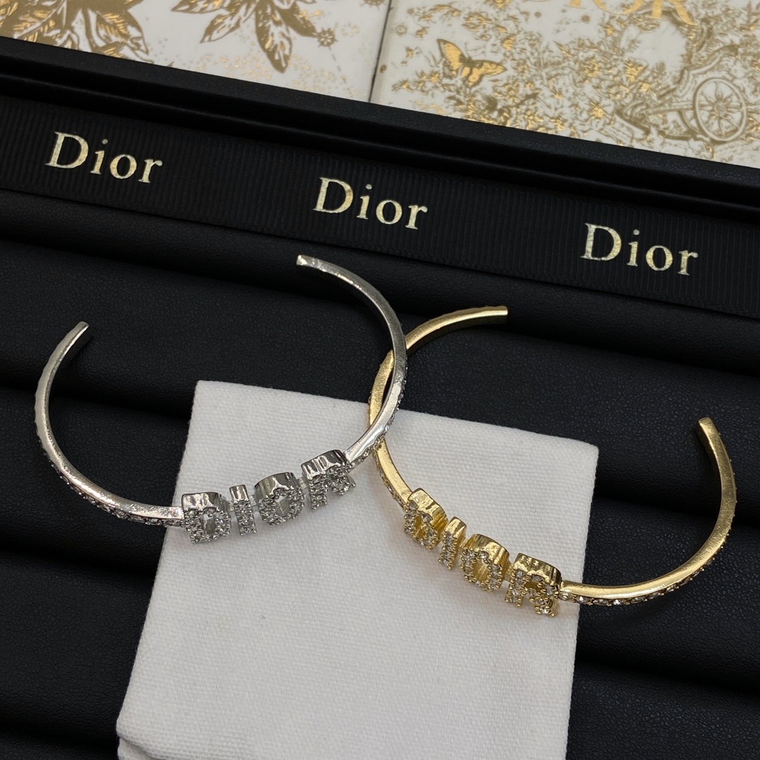 [TOP] Christian Dior Bracelet - 2 Colors