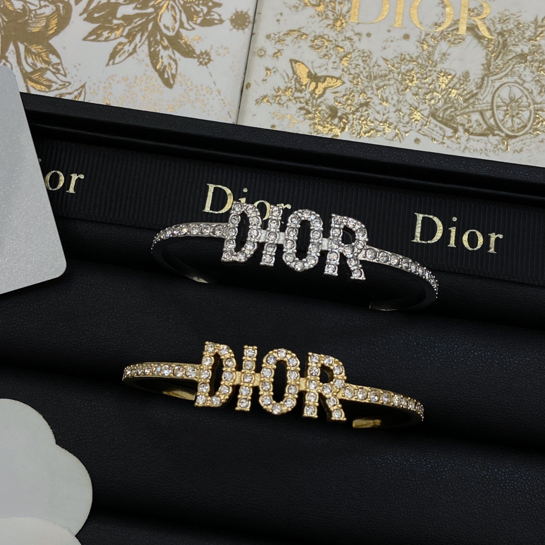 [TOP] Christian Dior Bracelet - 2 Colors