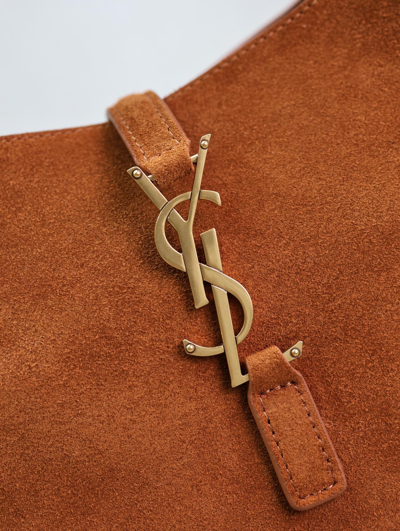 [TOP] Yves Saint Laurent YSL Le 5A7 Suede with Lambswool Hobo Bag 23×22×8.5cm - Brown