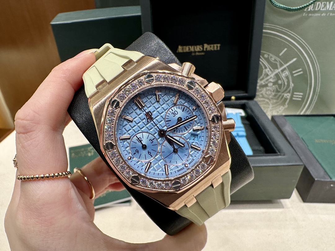 [TOP] Audemars Piguet Royal Oak  37mm Ladies Watch-2 Colors