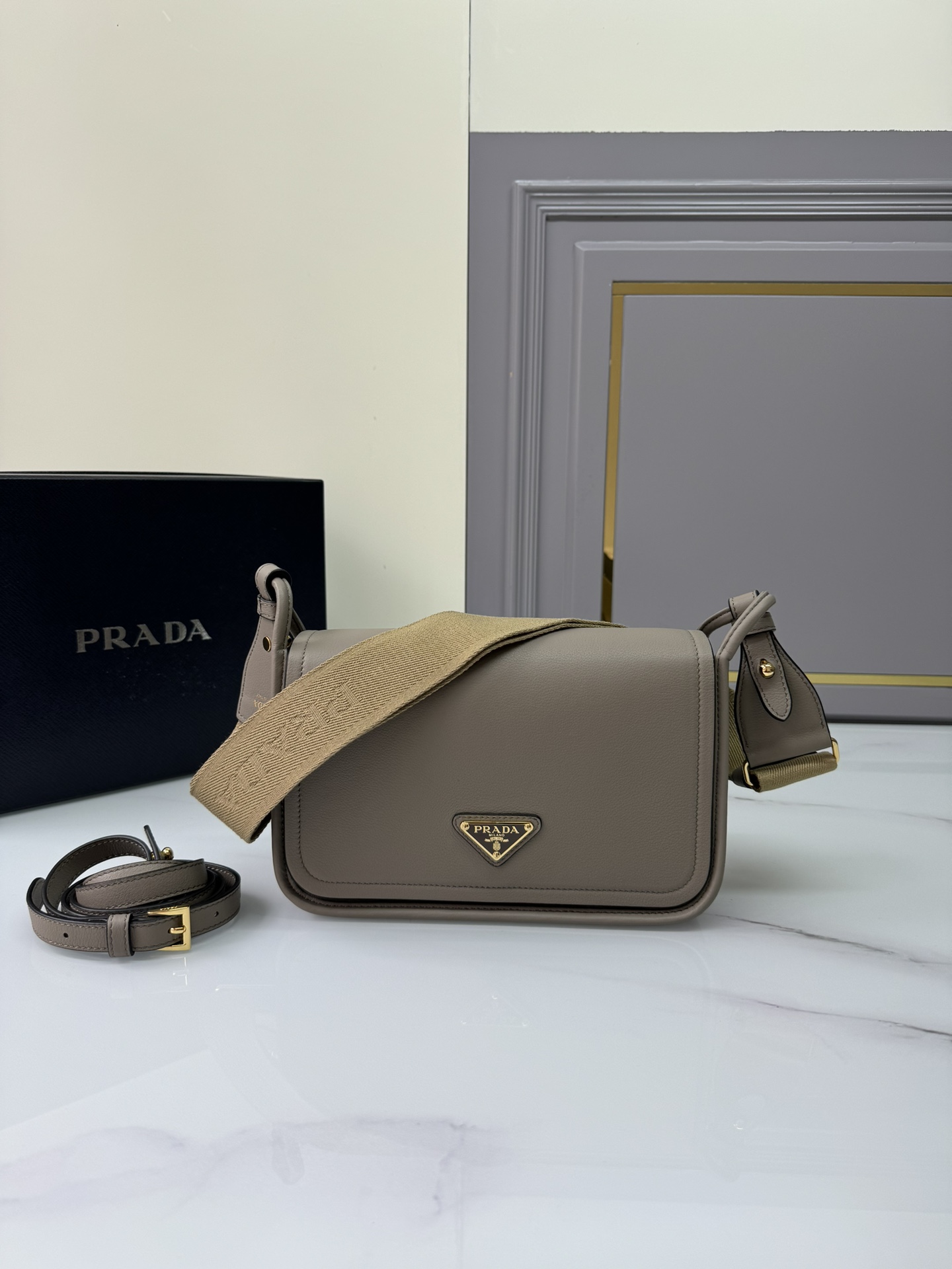 [TOP] PRADA Shoulder Strap Bag With Cowhide 24*15*8cm - 4 Colour