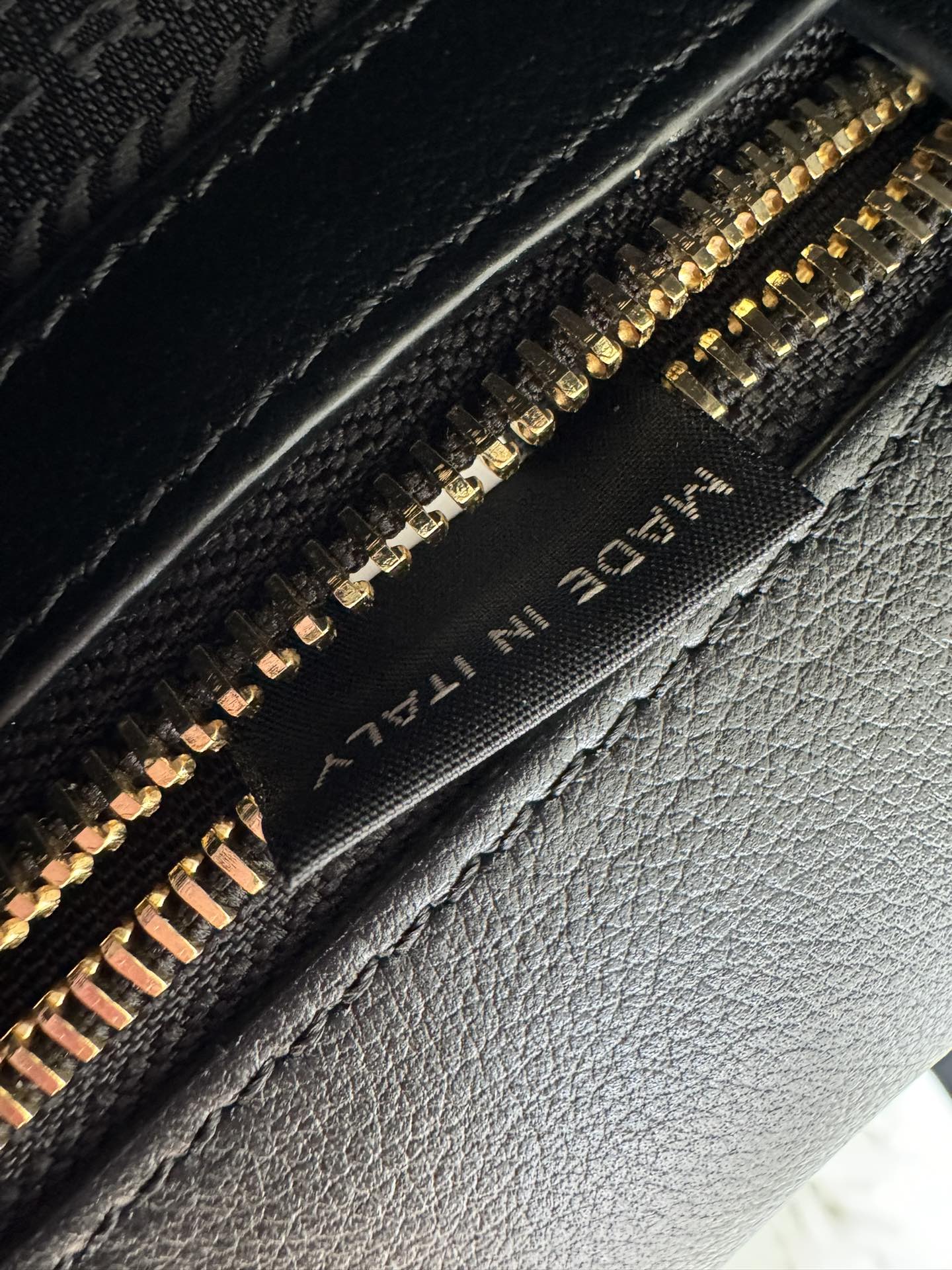 [TOP] PRADA Shoulder Strap Bag With Cowhide 24*15*8cm - 4 Colour