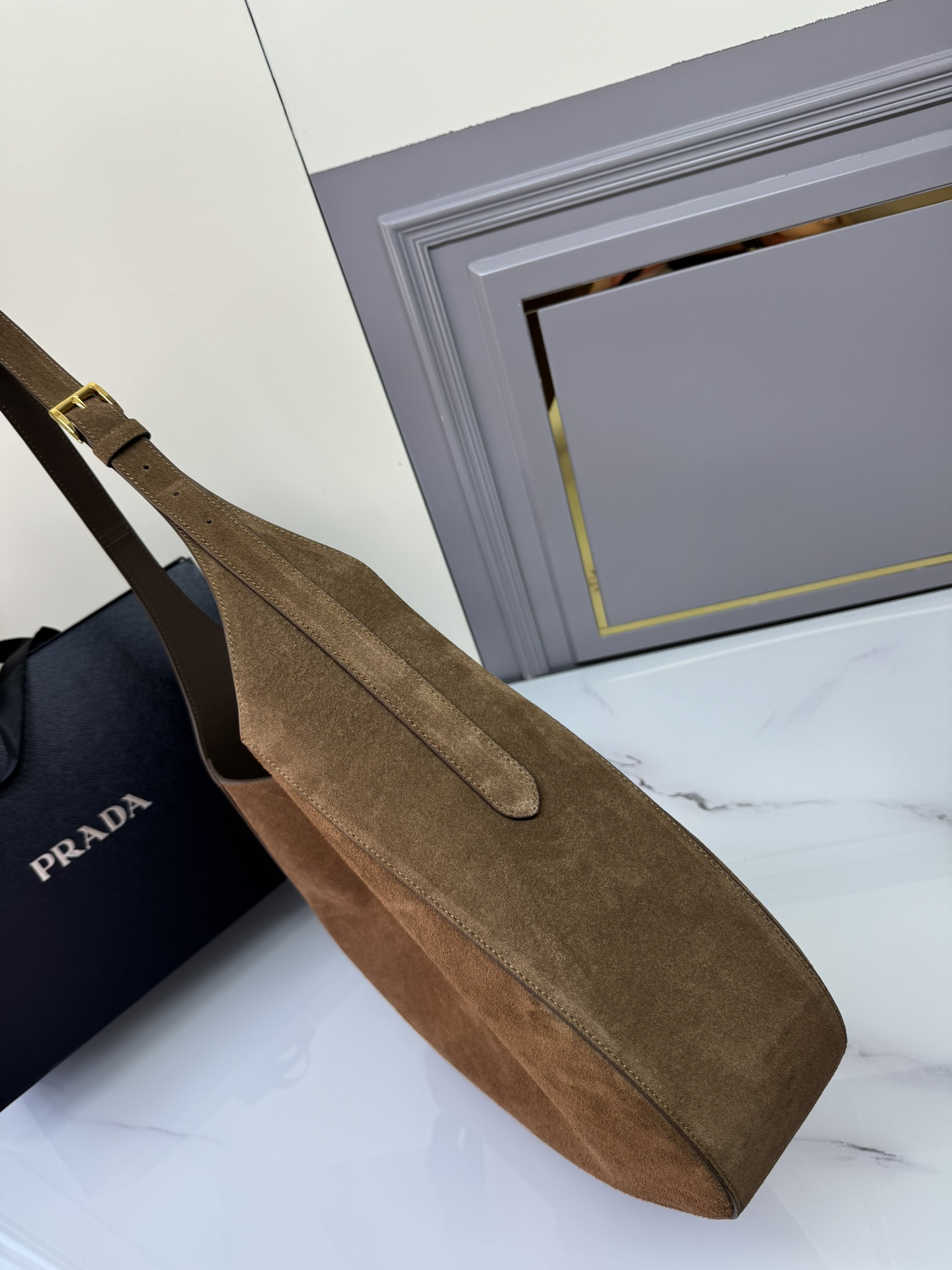 [TOP] PRADA Deer Print Cowhide Bag 40x30x9cm - Brown