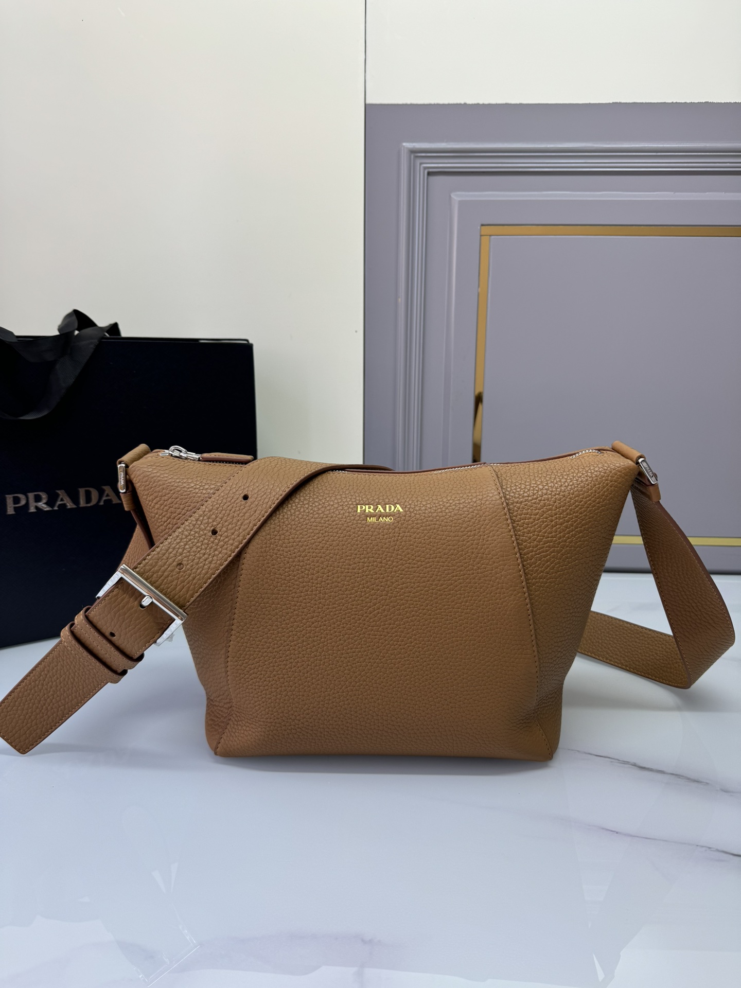 [TOP] PRADA Leather Fabric Messenger Bag 22*22*12cm/30*27.5*14cm - 2 Colour