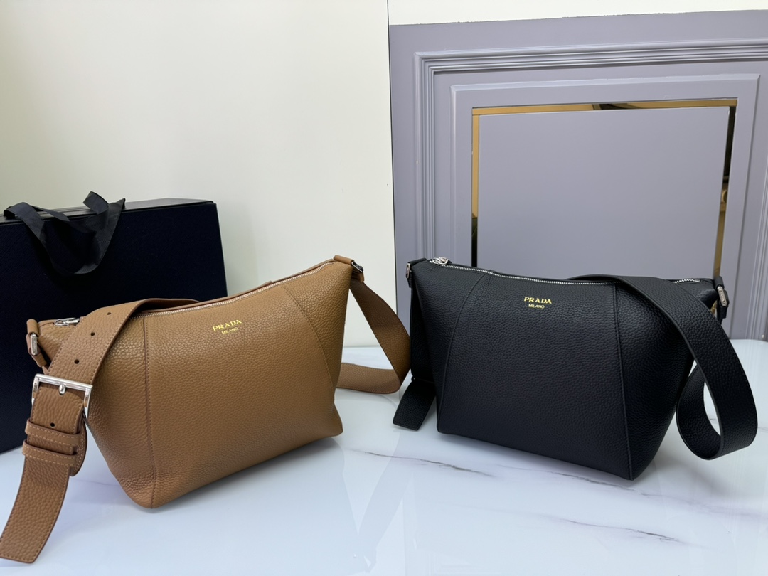 [TOP] PRADA Leather Fabric Messenger Bag 22*22*12cm/30*27.5*14cm - 2 Colour