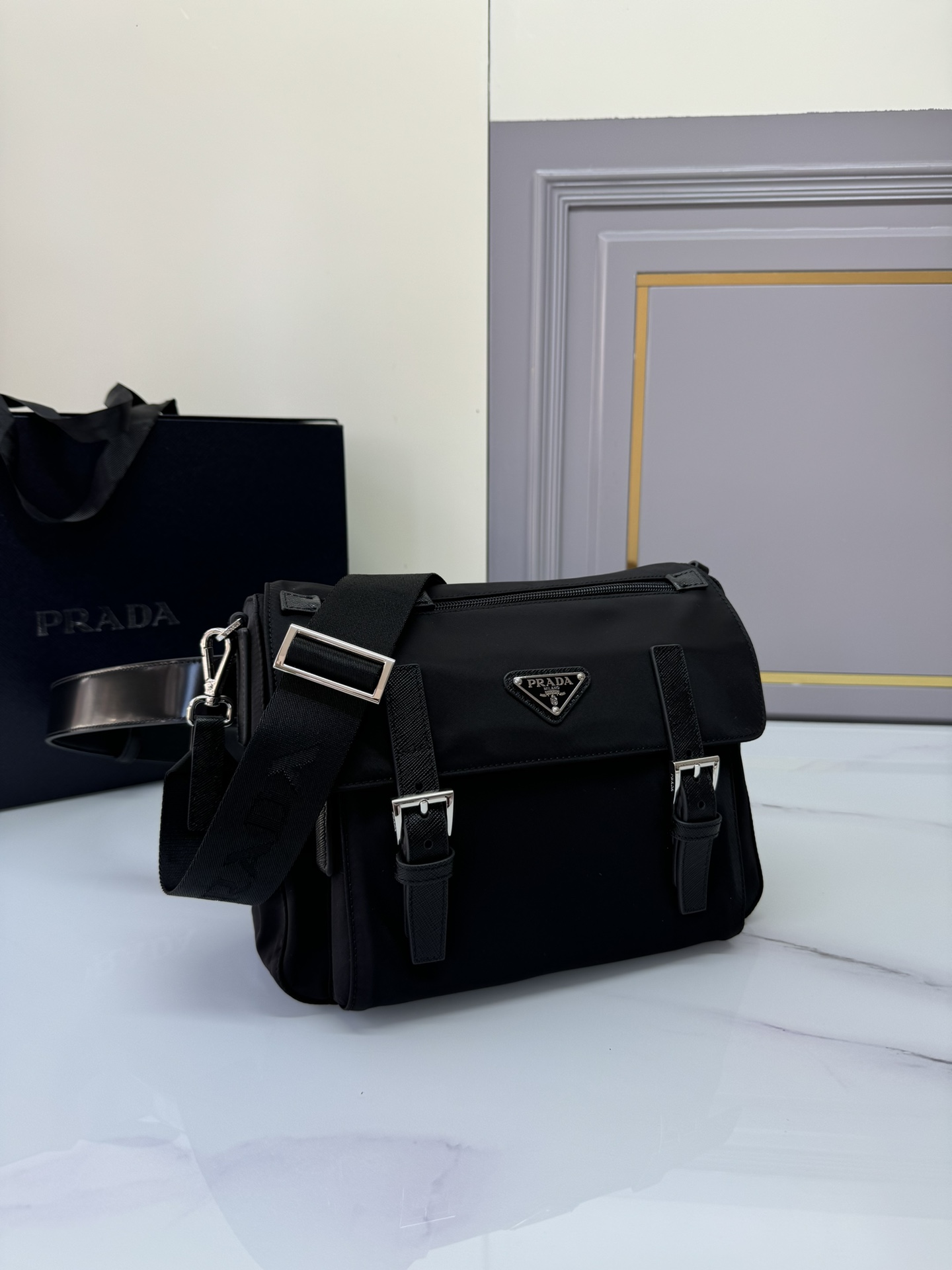 [TOP] PRADA Shoulder Bag Nylon 27x20.5x12cm - Black