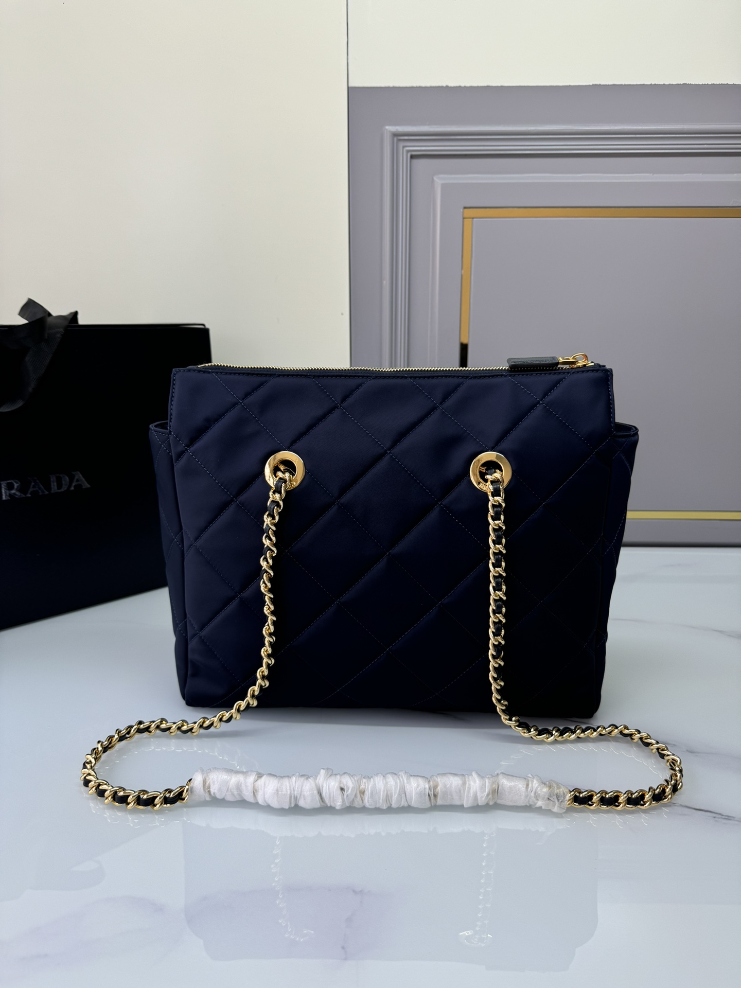 [TOP] PRADA Chain Ridge Wandering Bag 31*22*8cm - 2 Colour