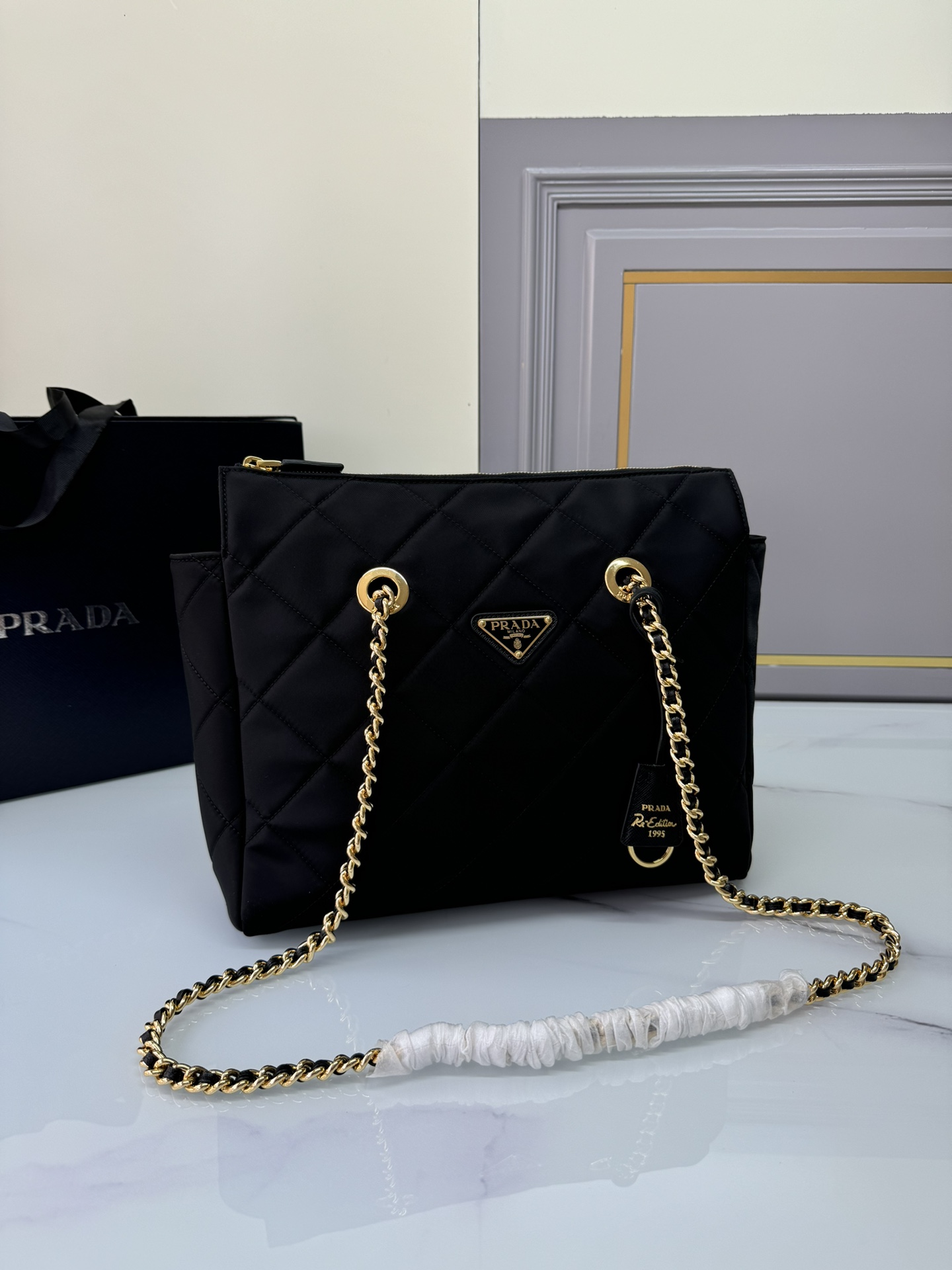 [TOP] PRADA Chain Ridge Wandering Bag 31*22*8cm - 2 Colour