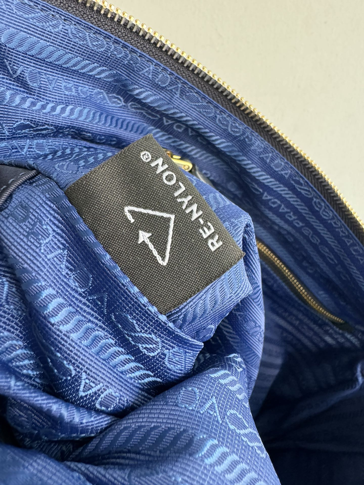 [TOP] PRADA Chain Ridge Wandering Bag 31*22*8cm - 2 Colour