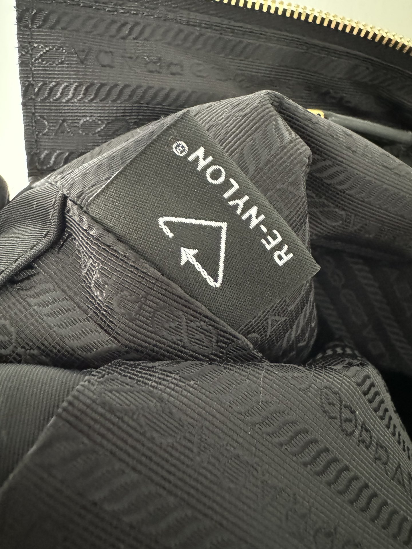 [TOP] PRADA Chain Ridge Wandering Bag 31*22*8cm - 2 Colour